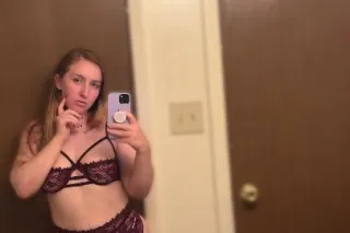 Exclusive Content & Cat - Image 4